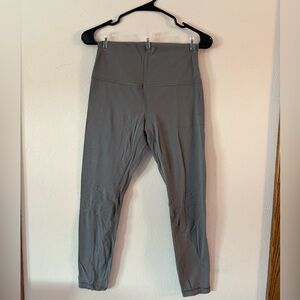 Lululemon Align 25” sz 8 Gray High-Waisted Leggings